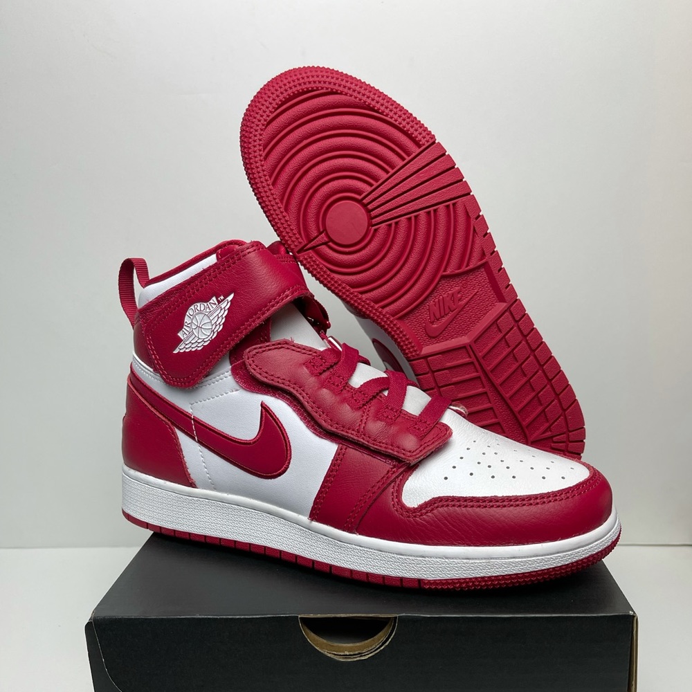 Jordan 1‎